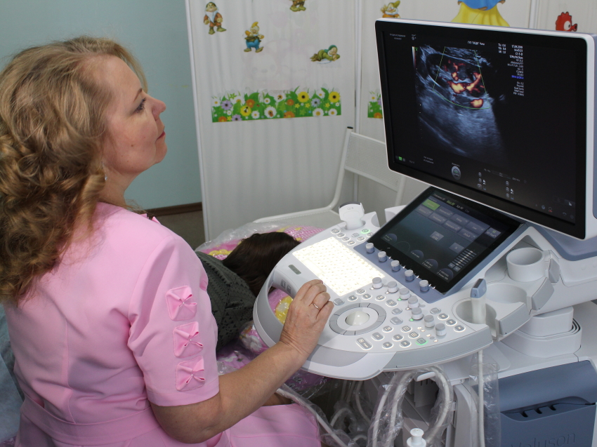 14 единиц медтехники на 32 миллиона рублей поступило в поликлинику краевой детской клинической больницы 